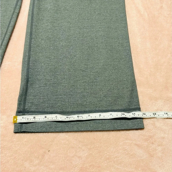 LULULEMON WIDE LEG PANTS SIZE 8 - Picture 7 of 10